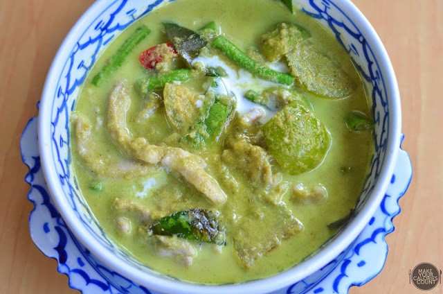Nakhon Green curry chicken